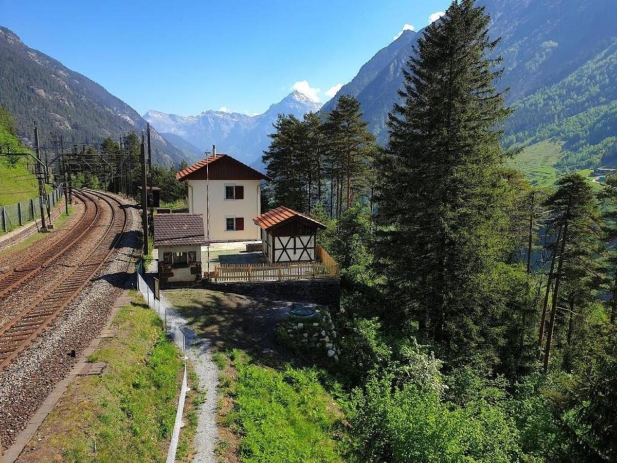 Bahnwaerterhaus Eggwald Villa Wassen Buitenkant foto